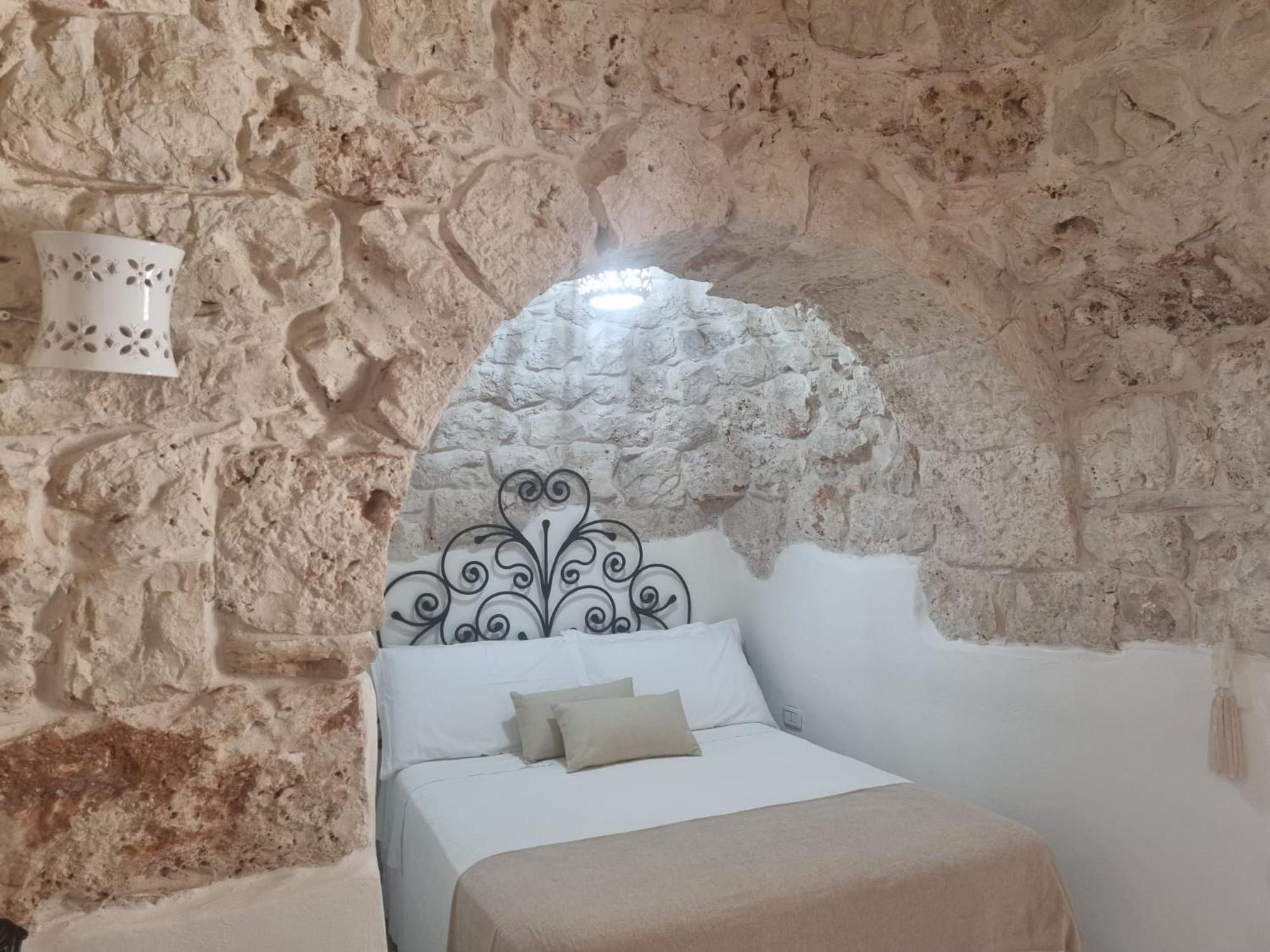 Bed and Breakfast Trulli Di Spinaruta Гротталье Экстерьер фото